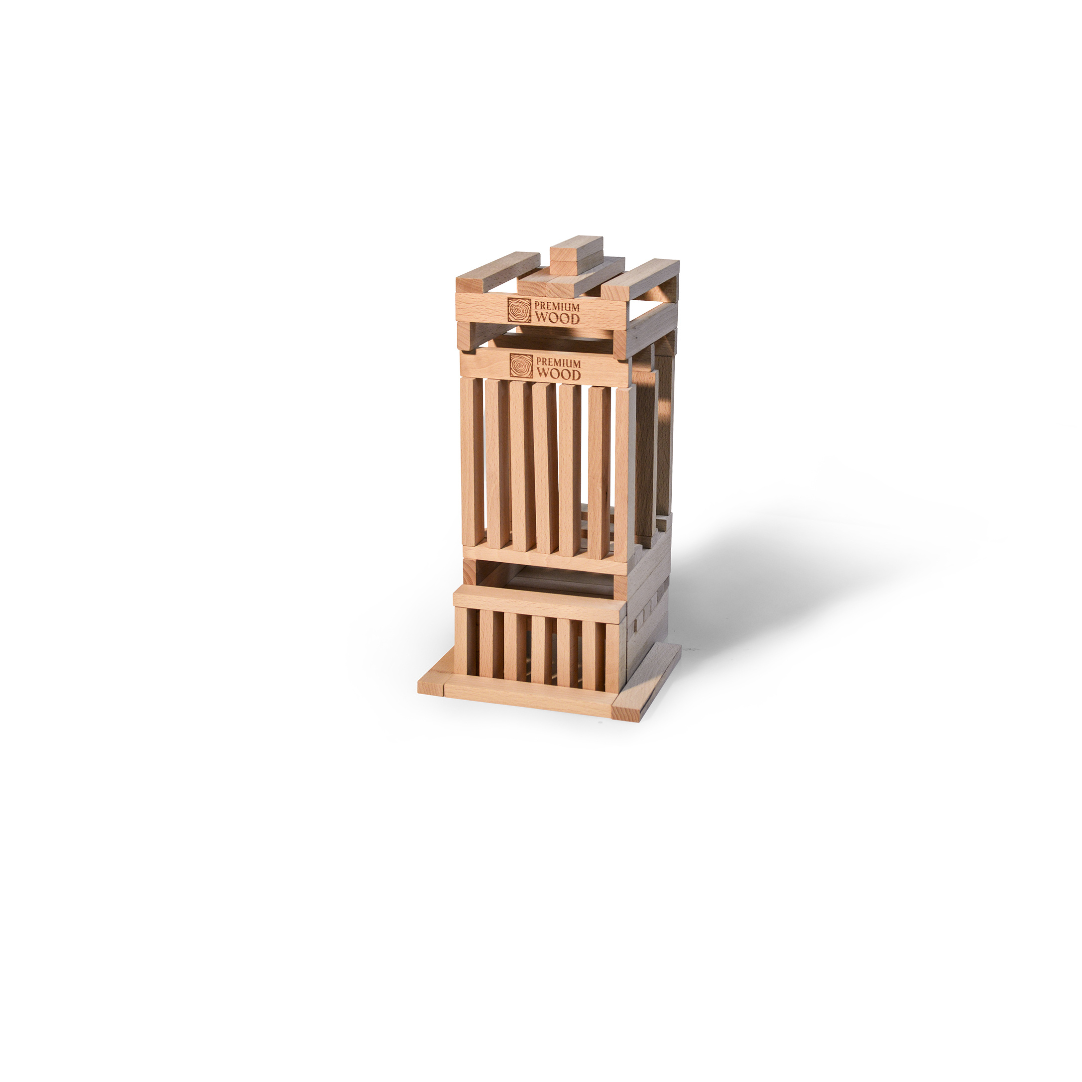 Wieża wykonana z klasycznych drewnianych klocków konstrukcyjnych Premium Wood