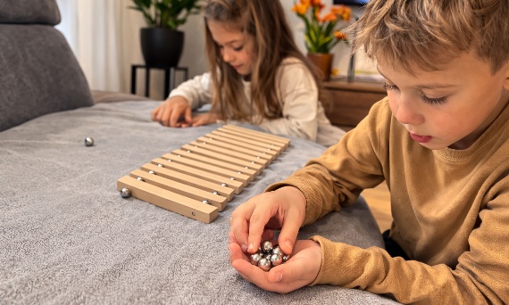 Zabawki edukacyjne dla 2-latków – prezenty dla dwulatków